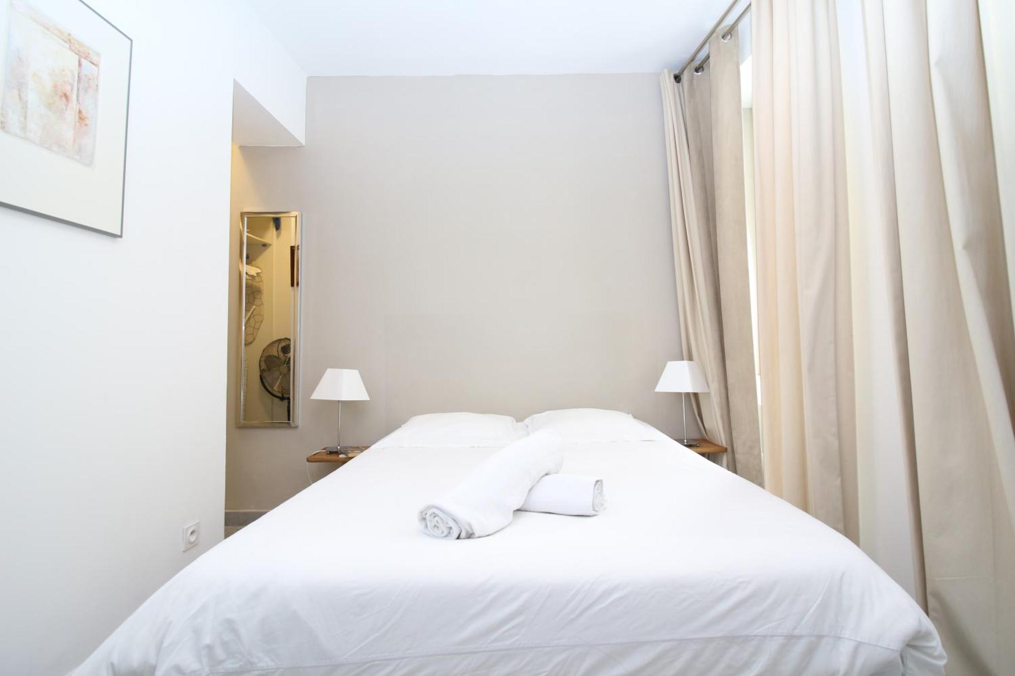 T3 Appartement Hypercentre Proche Commerce- Parking - 2 Chambres Wifi Gratuit Авіньйон Екстер'єр фото